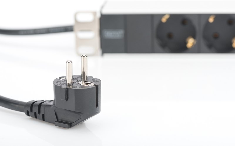 Digitus DN-95401 Power Strip – 8 Outlets, 2 m Cable, Black